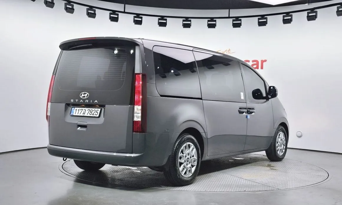 Hyundai Staria — фото 4