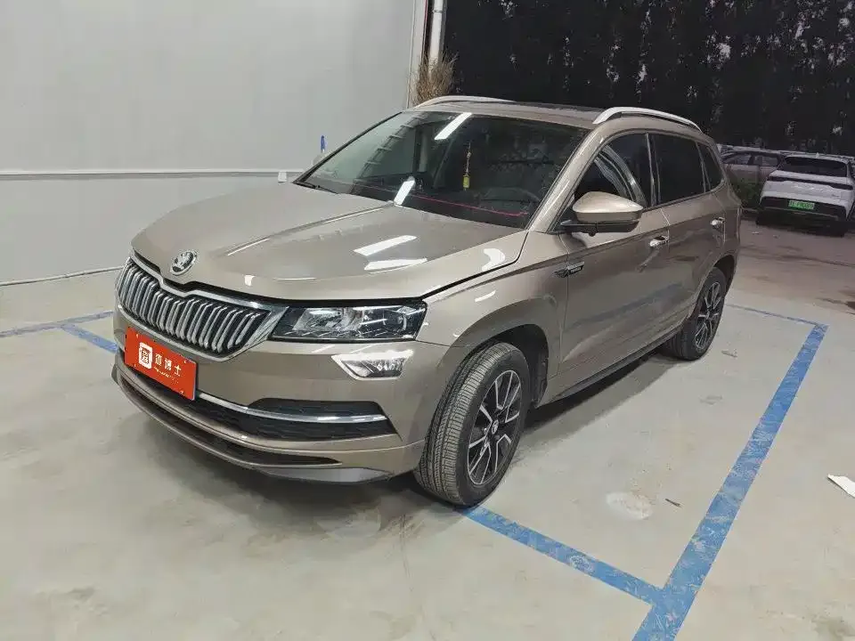 Skoda Karoq — фото 1