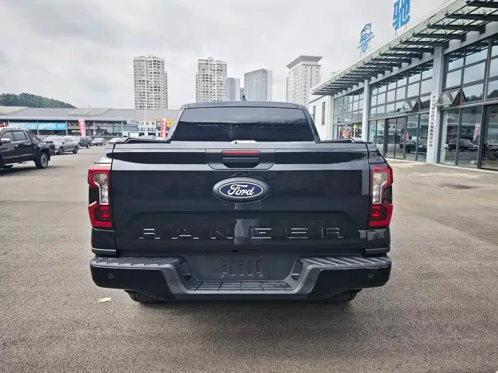 Ford Ranger — фото 10