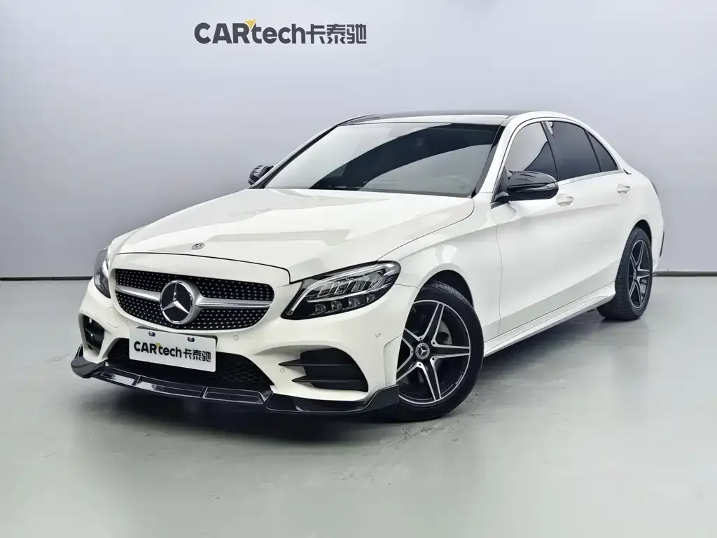 Mercedes-Benz C-Class — фото 1