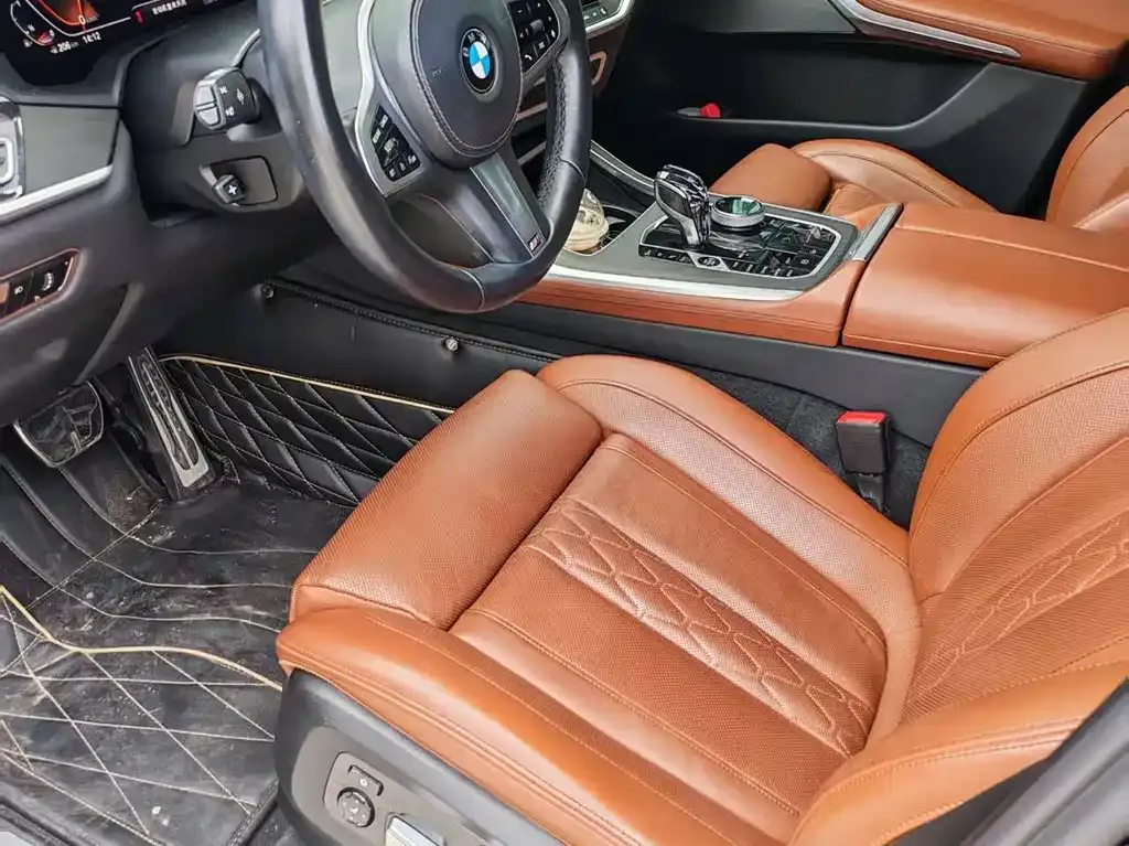 BMW X7 — фото 4