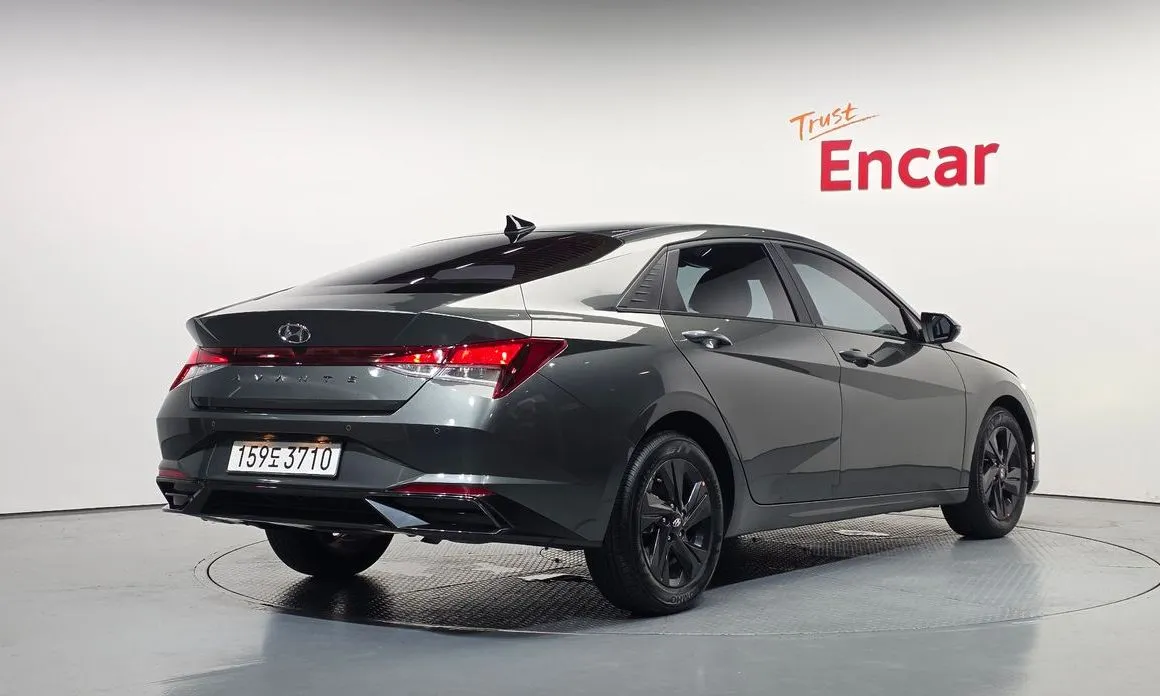 Hyundai AVANTE — фото 4