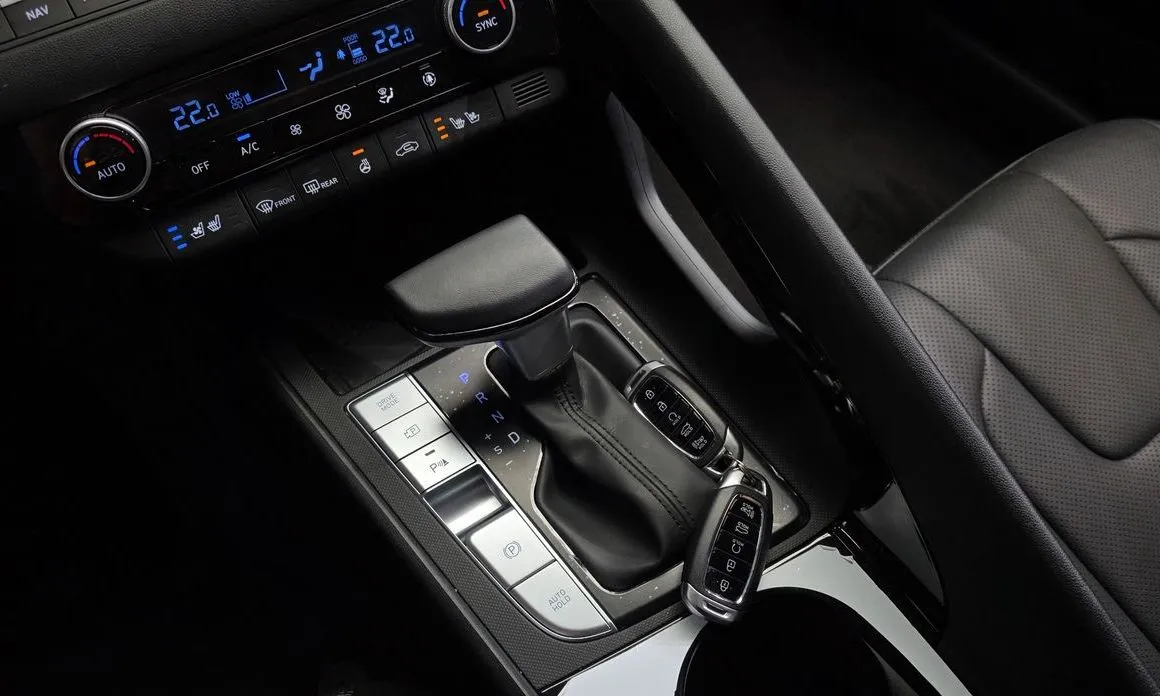 Hyundai AVANTE — фото 9