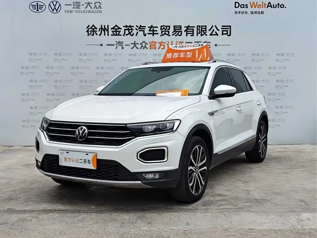 Volkswagen T-Roc — фото 1