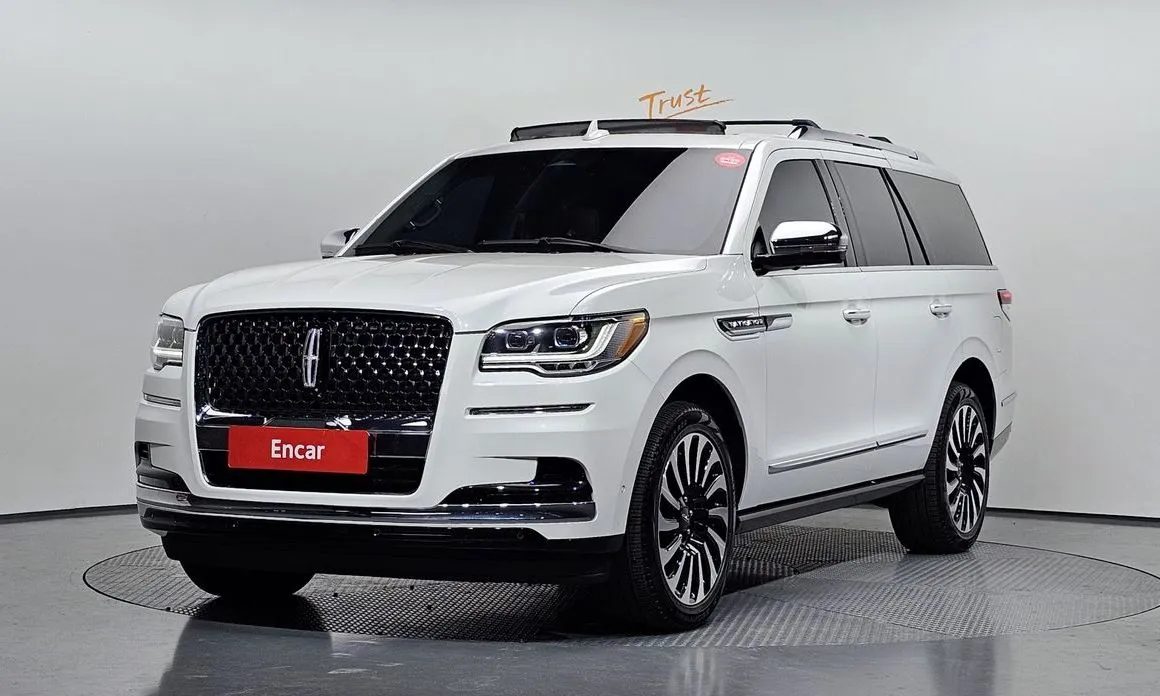 Lincoln Navigator — фото 1