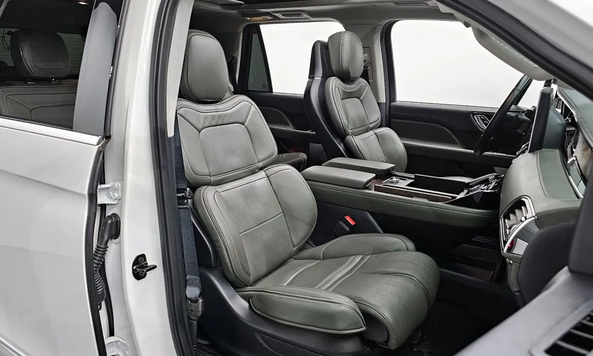 Lincoln Navigator — фото 9
