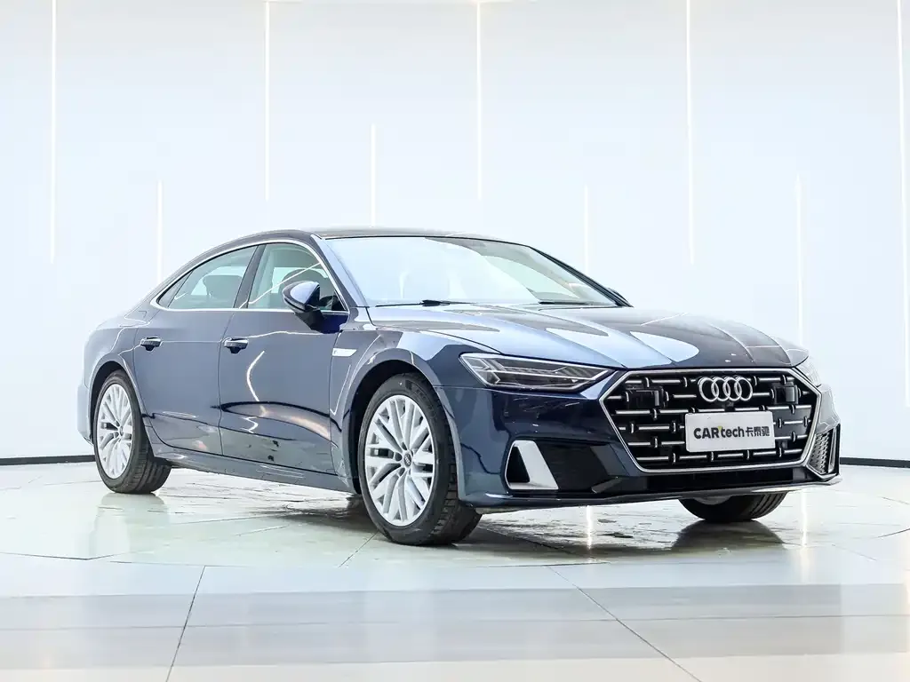Audi A7L — фото 9