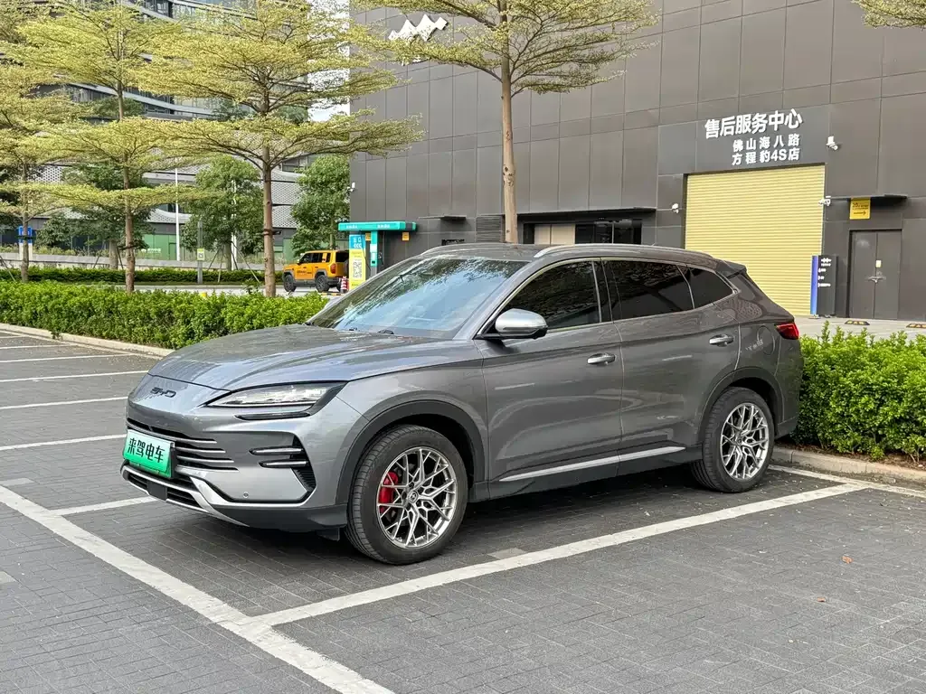 BYD PLUS New Energy — фото 1