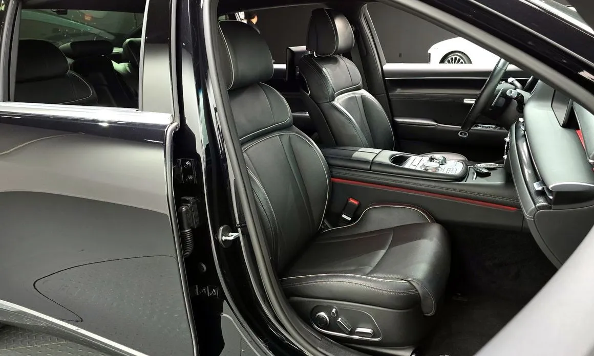 Genesis G90 — фото 9
