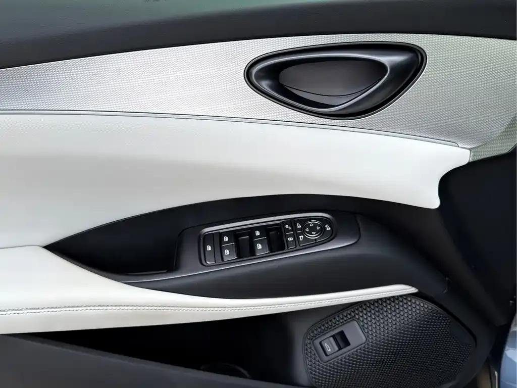 BYD Seal 06 — фото 10