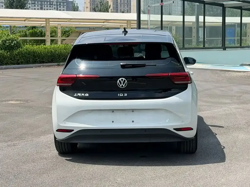 Volkswagen ID.3 — фото 2