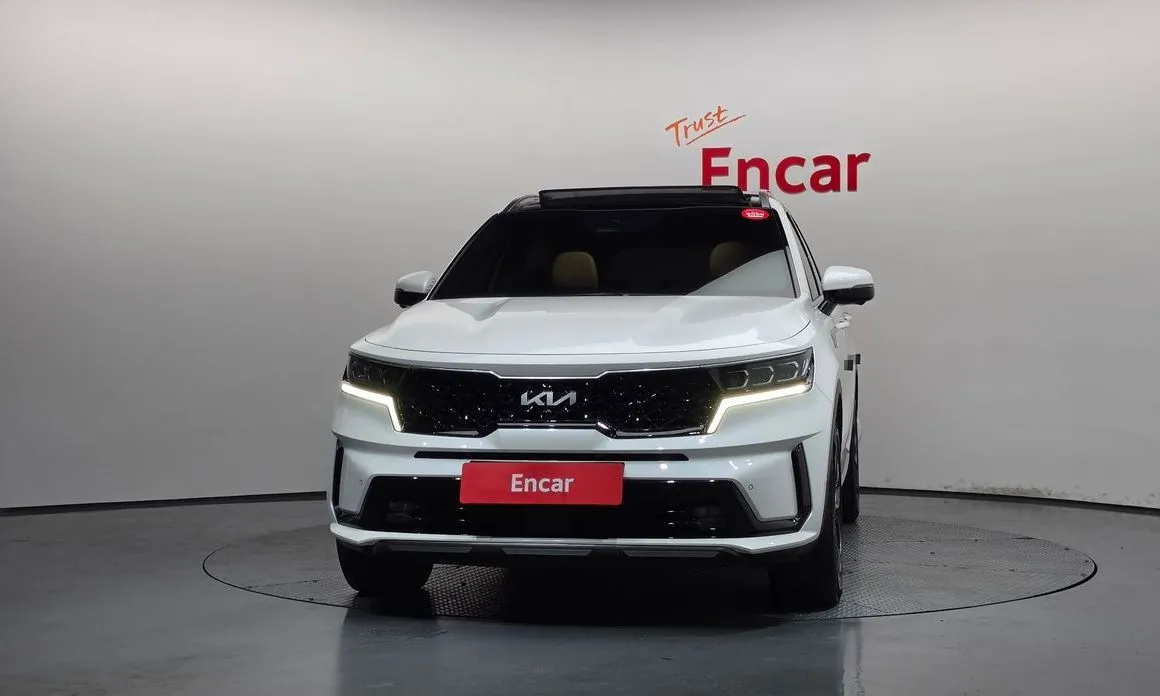 Kia Sorento — фото 8