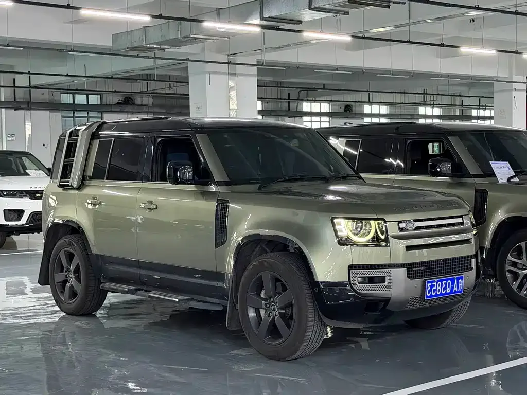 Land Rover Defender — фото 6