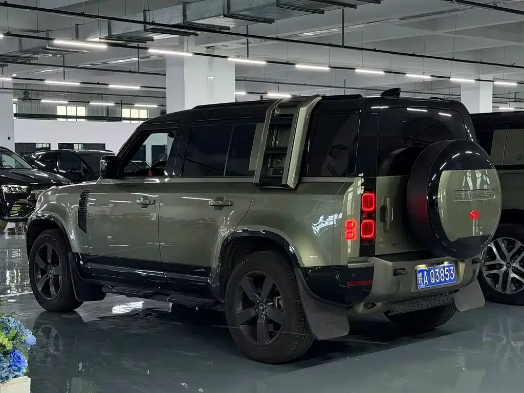 Land Rover Defender — фото 3