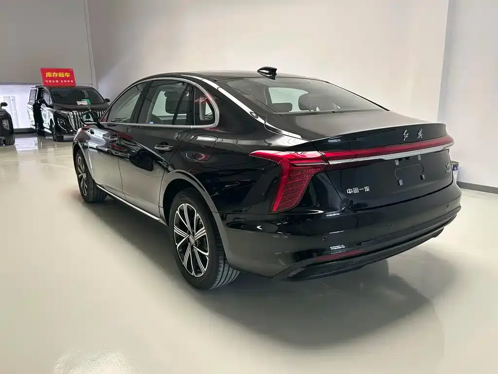 Hongqi H5 PHEV — фото 2