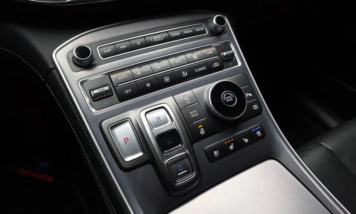 Hyundai Santafe — фото 6