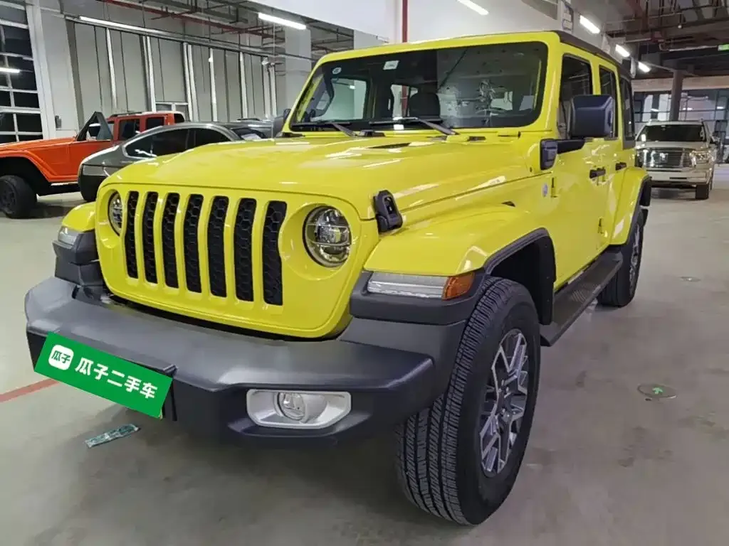 Jeep Wrangler PHEV — фото 1
