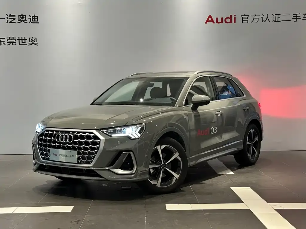 Audi Q3 — фото 1