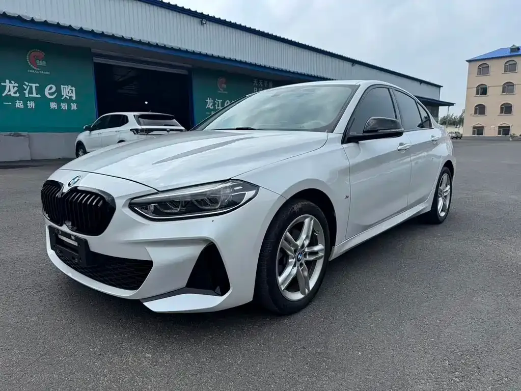 BMW 1 Series — фото 1