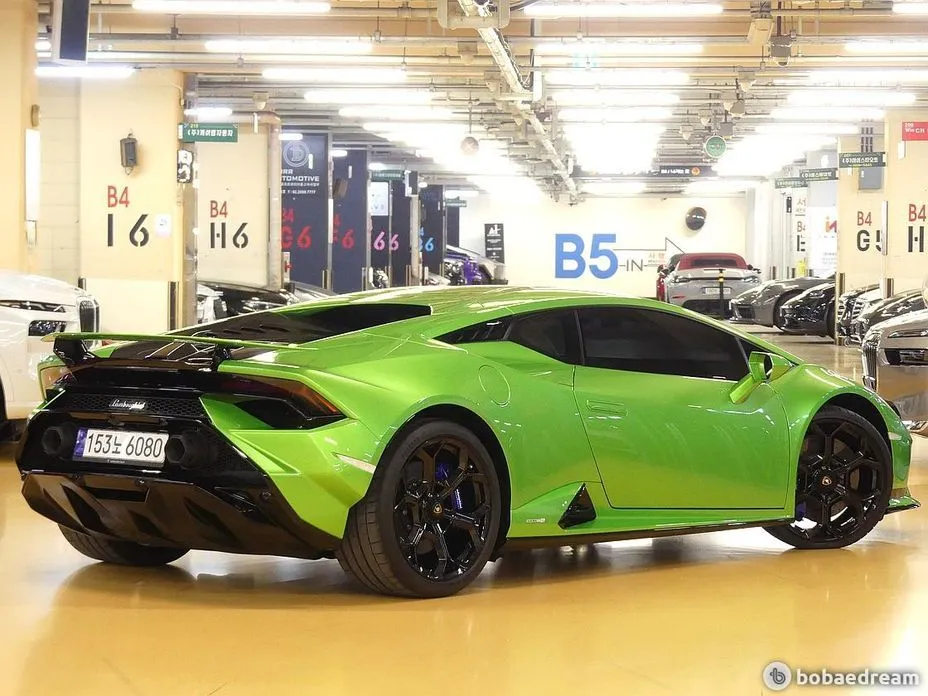 Lamborghini Huracan — фото 9