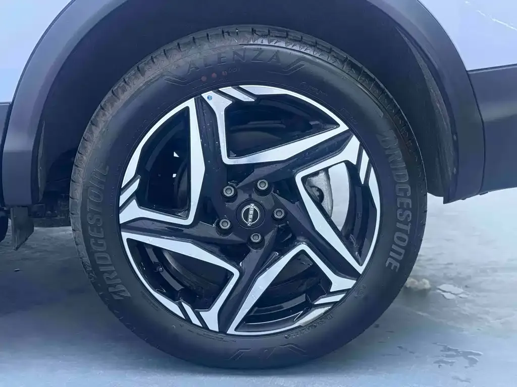 Nissan Qashqai — фото 10