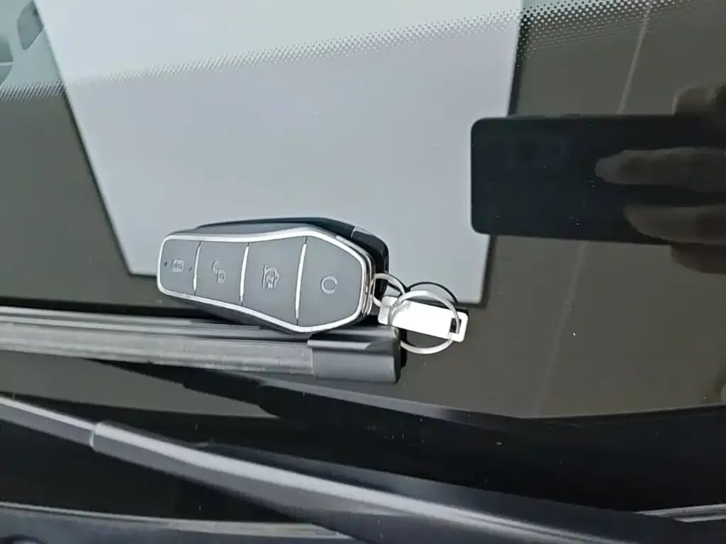 BYD Seal 06GT — фото 9