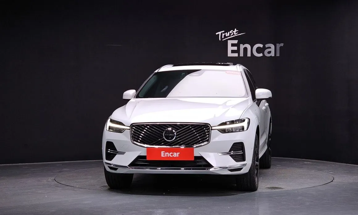 Volvo XC60 — фото 2