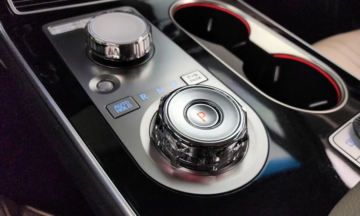 Genesis GV80 — фото 10