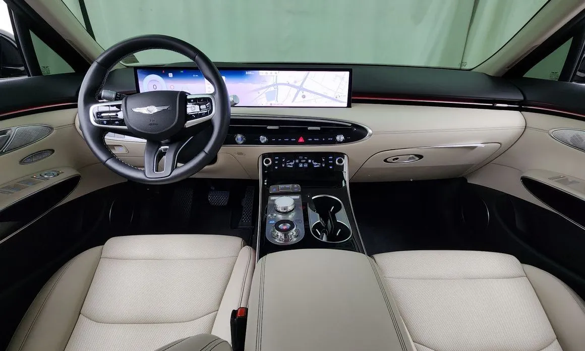 Genesis GV70 — фото 10