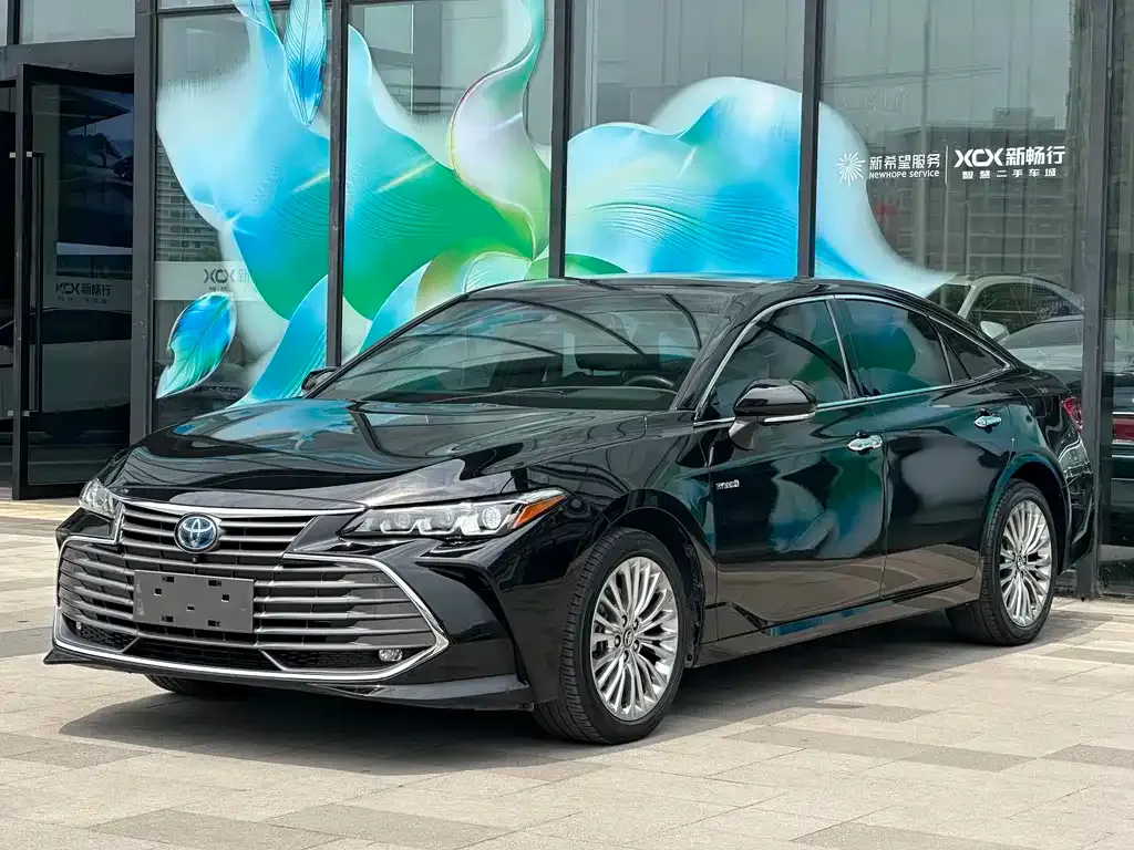 Toyota Avalon — фото 2