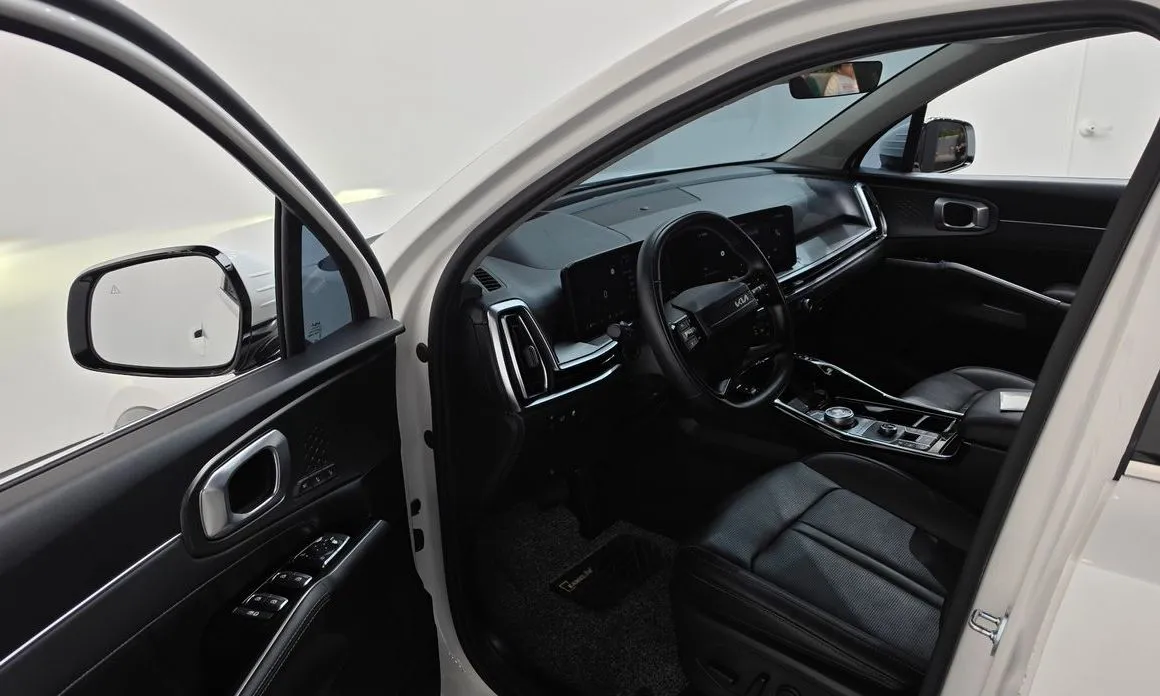 Kia Sorento — фото 3
