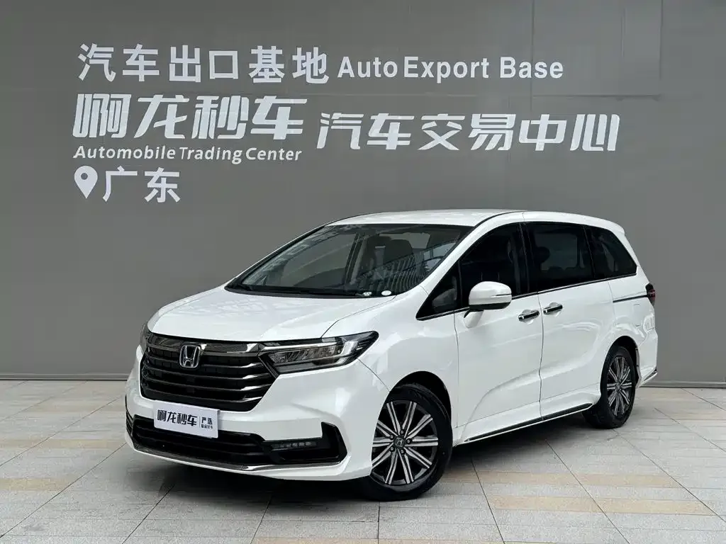 Honda Odyssey — фото 1