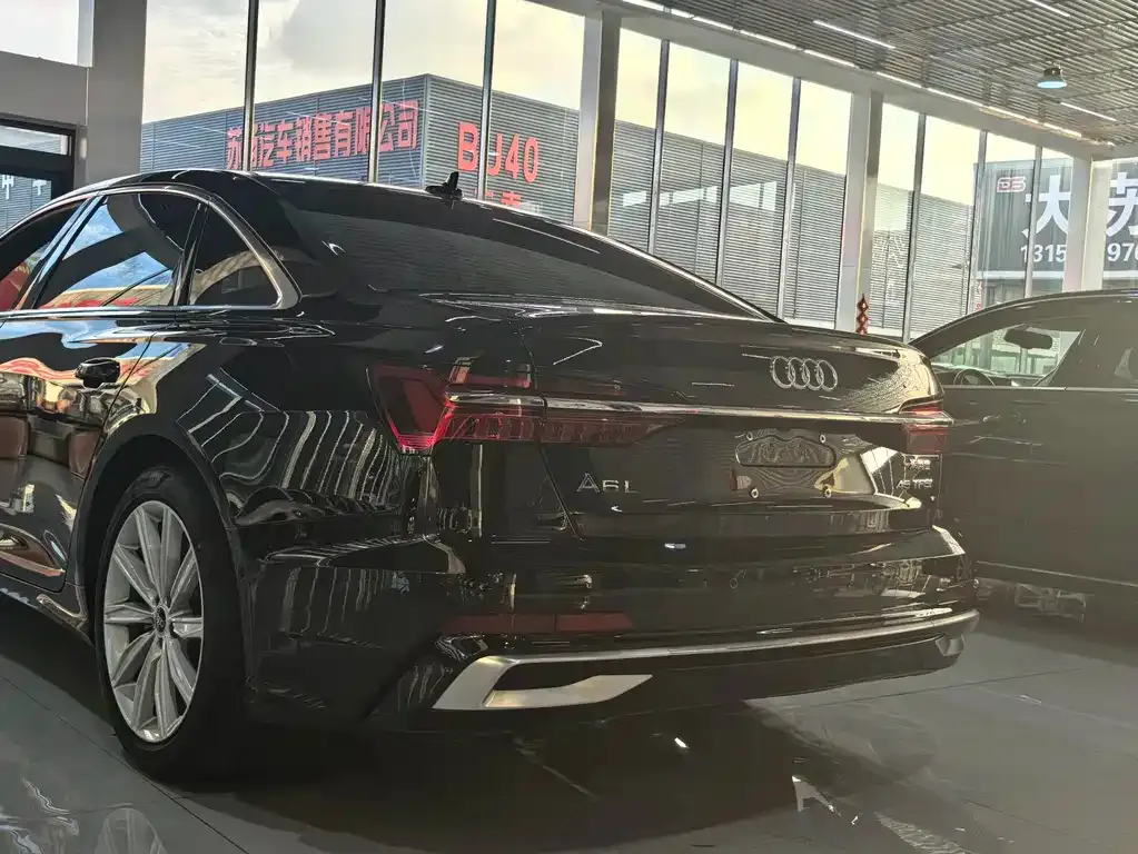 Audi A6L — фото 3