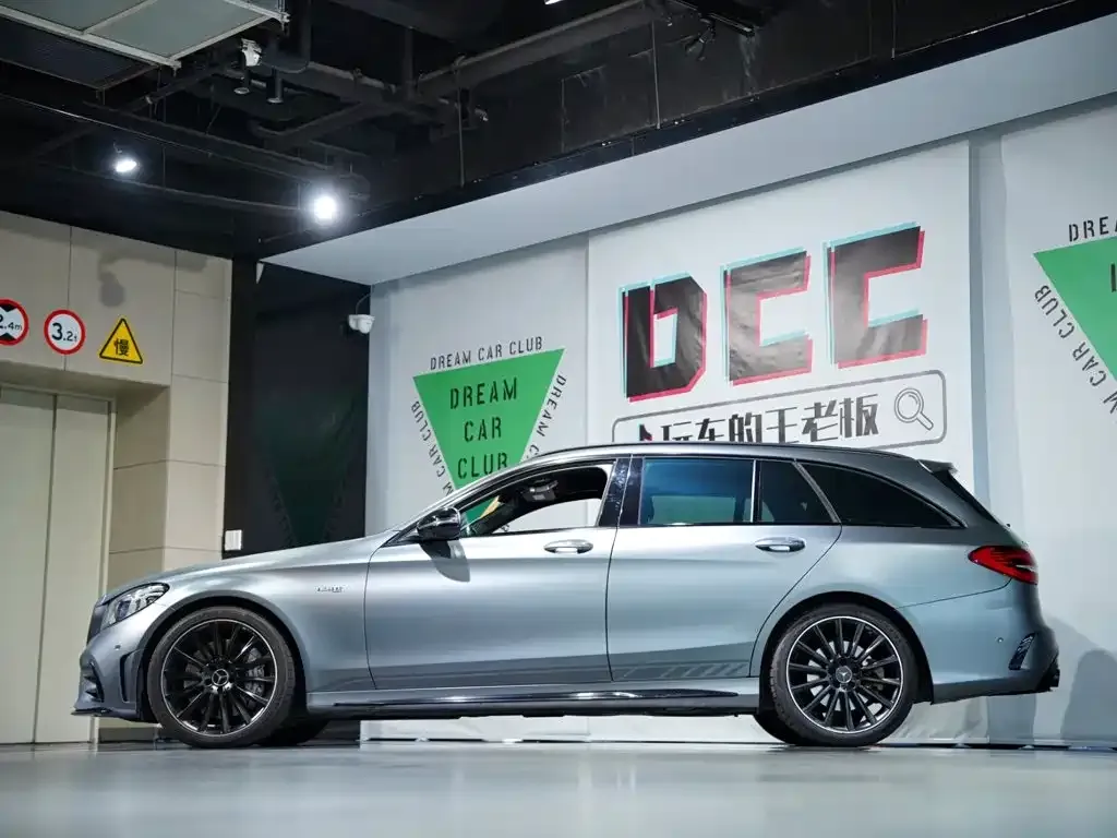 Mercedes-Benz C-Class AMG — фото 9