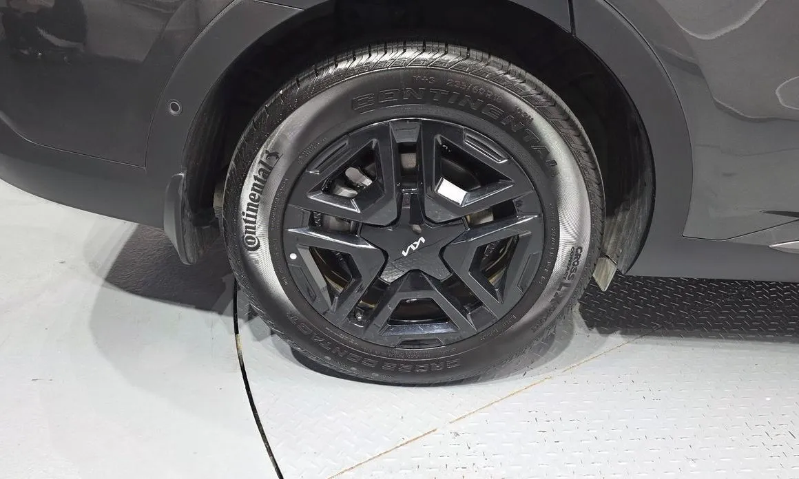 Kia Sorento — фото 6