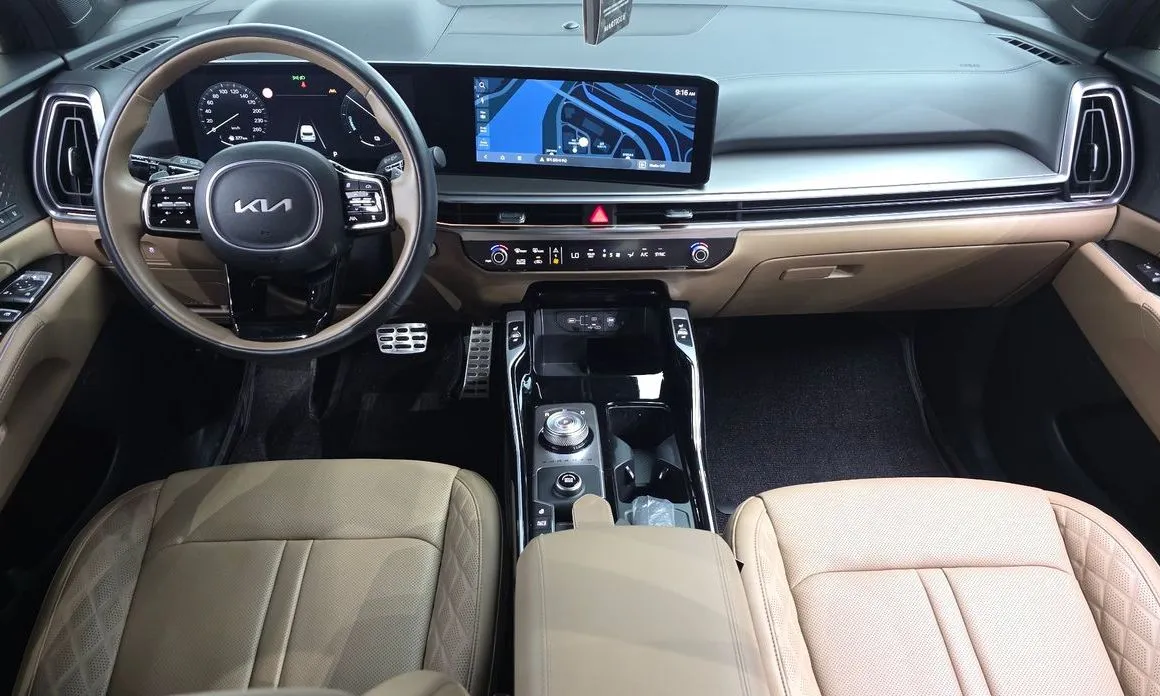 Kia Sorento — фото 10