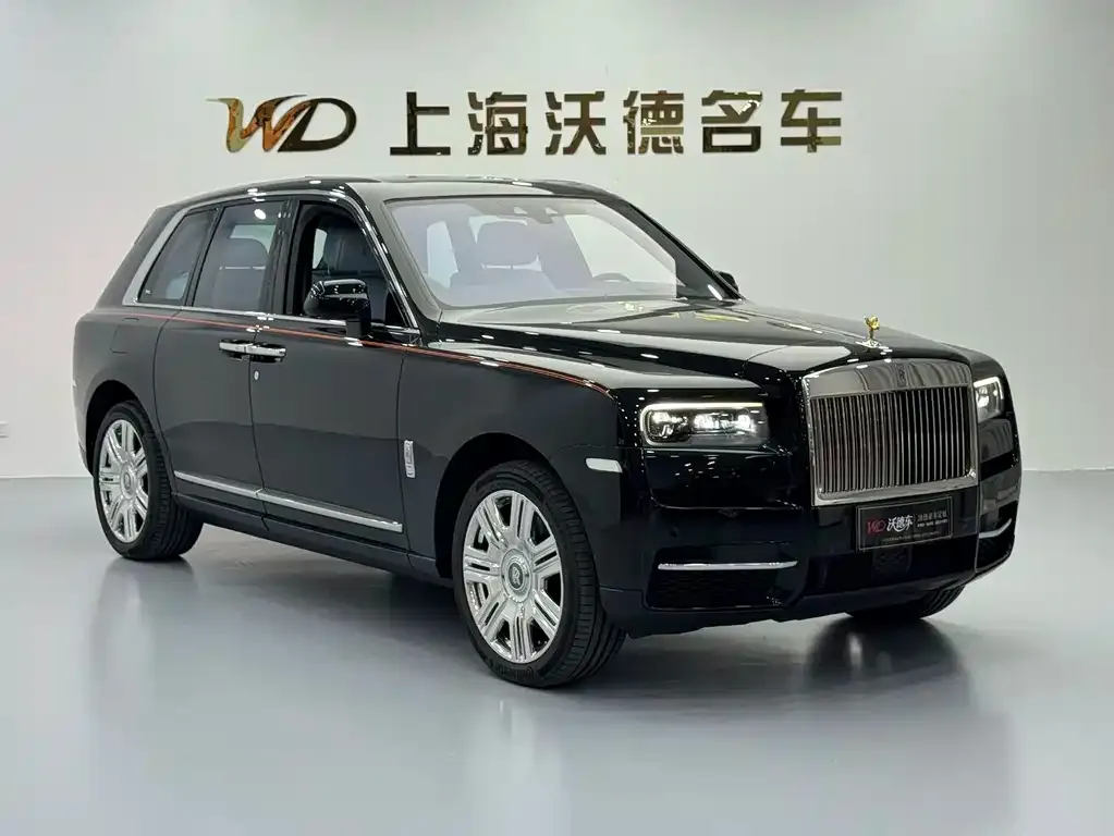Rolls-Royce Cullinan — фото 8