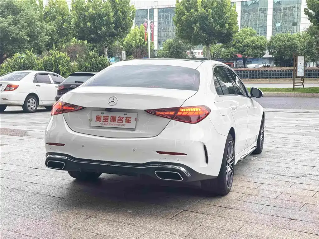 Mercedes-Benz C-Class — фото 10