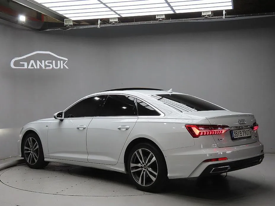 Audi A6 — фото 2