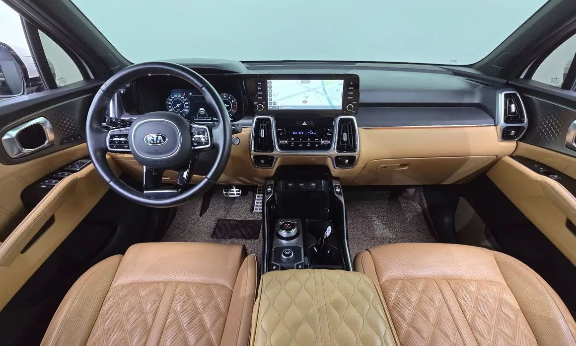 Kia Sorento — фото 9