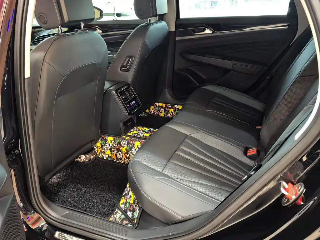 Volkswagen Passat — фото 8