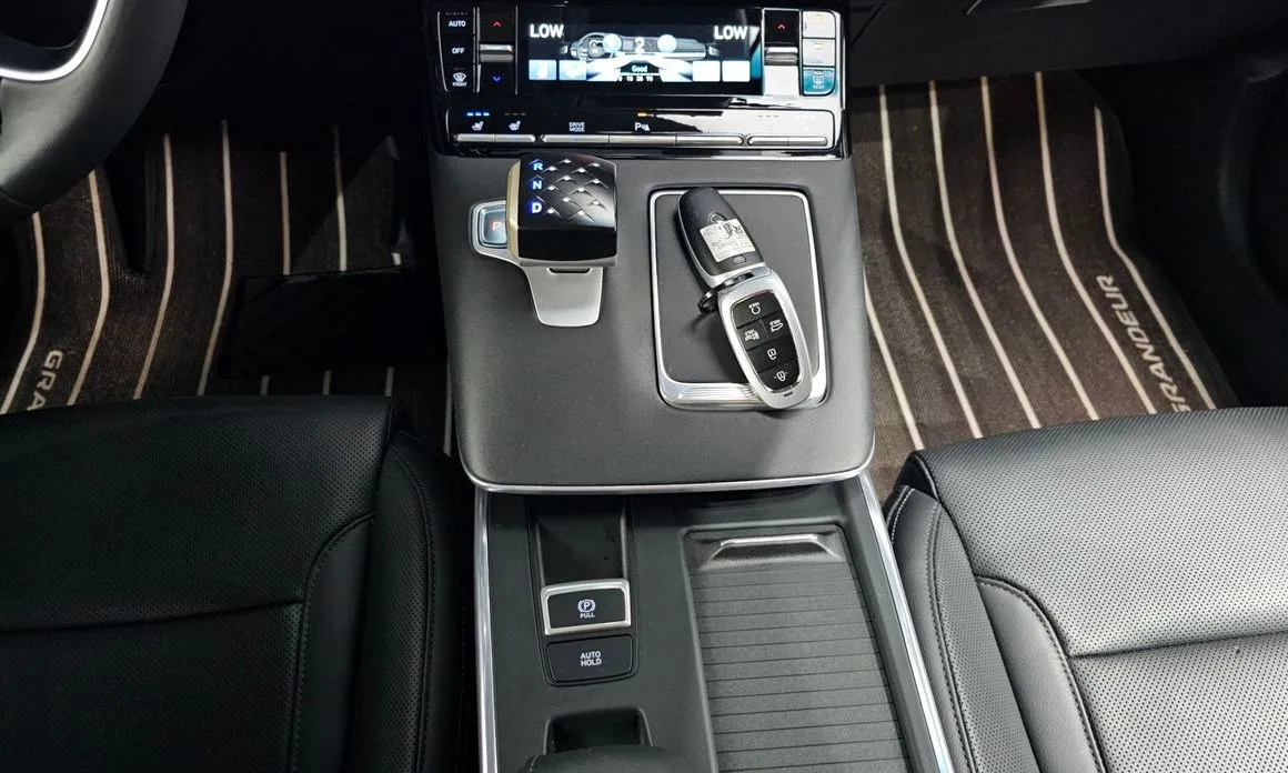 Hyundai Grandeur — фото 10