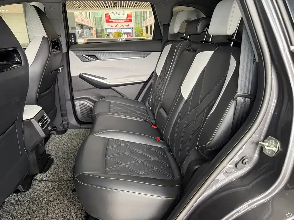 Changan CS75PLUS — фото 10