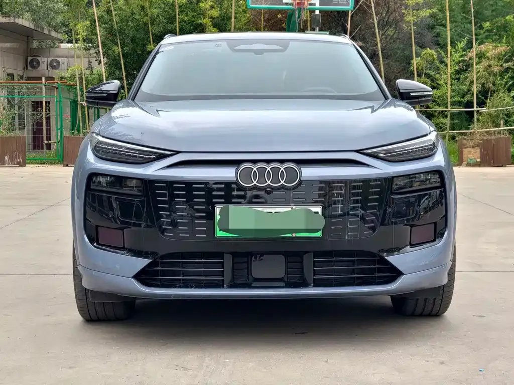 Audi Q6L e-tron — фото 4