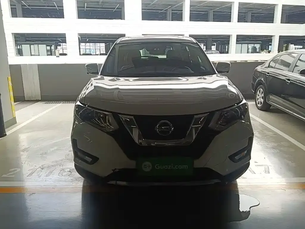 Nissan X-Trail — фото 10