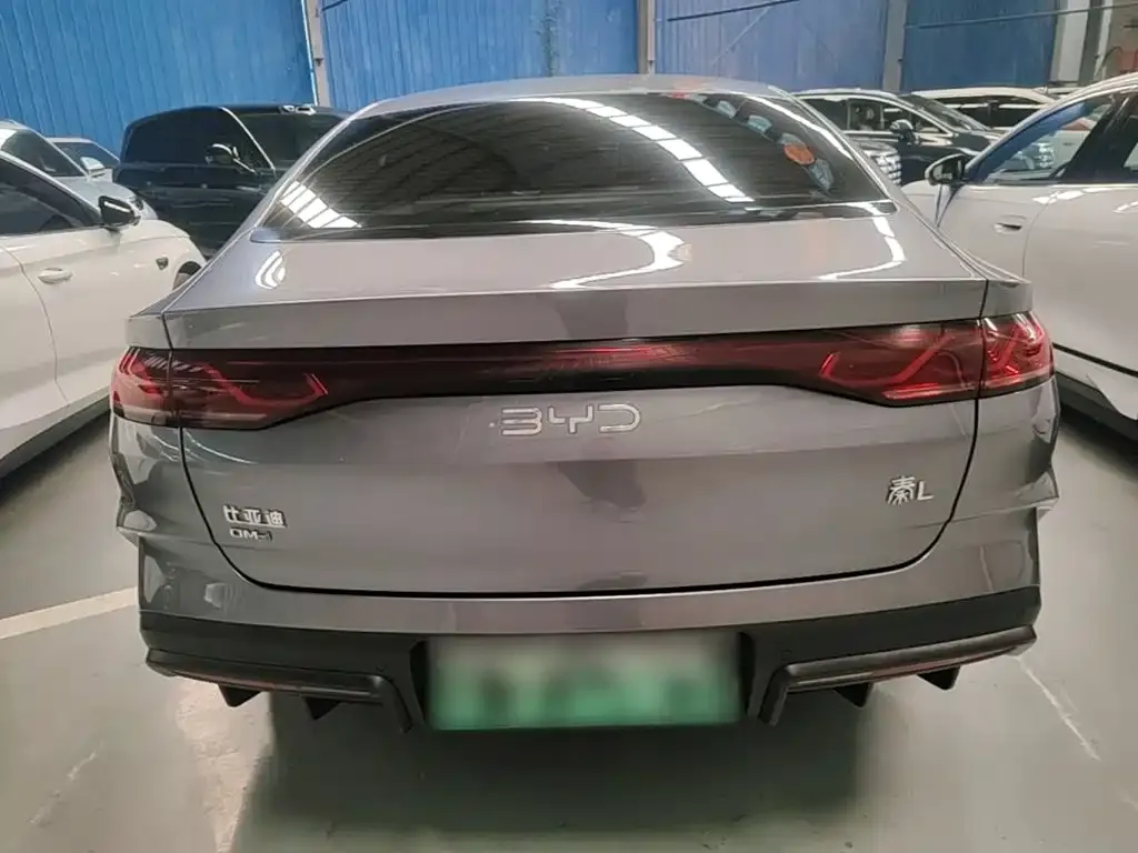 BYD Qin L — фото 7