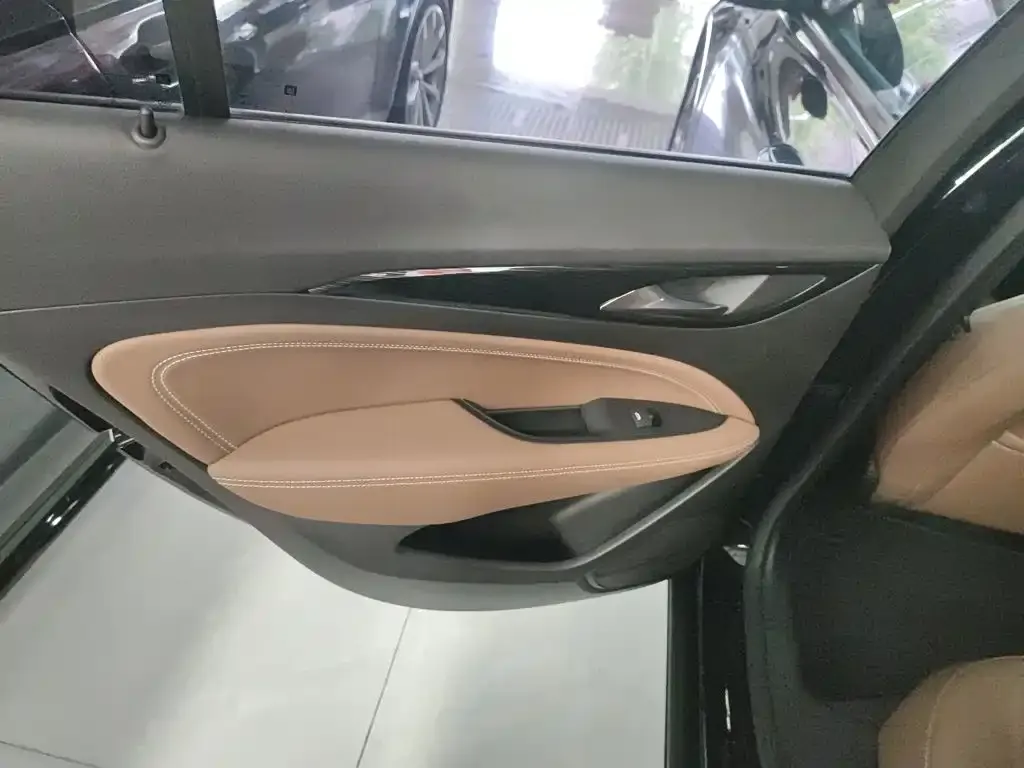 Buick Regal — фото 2