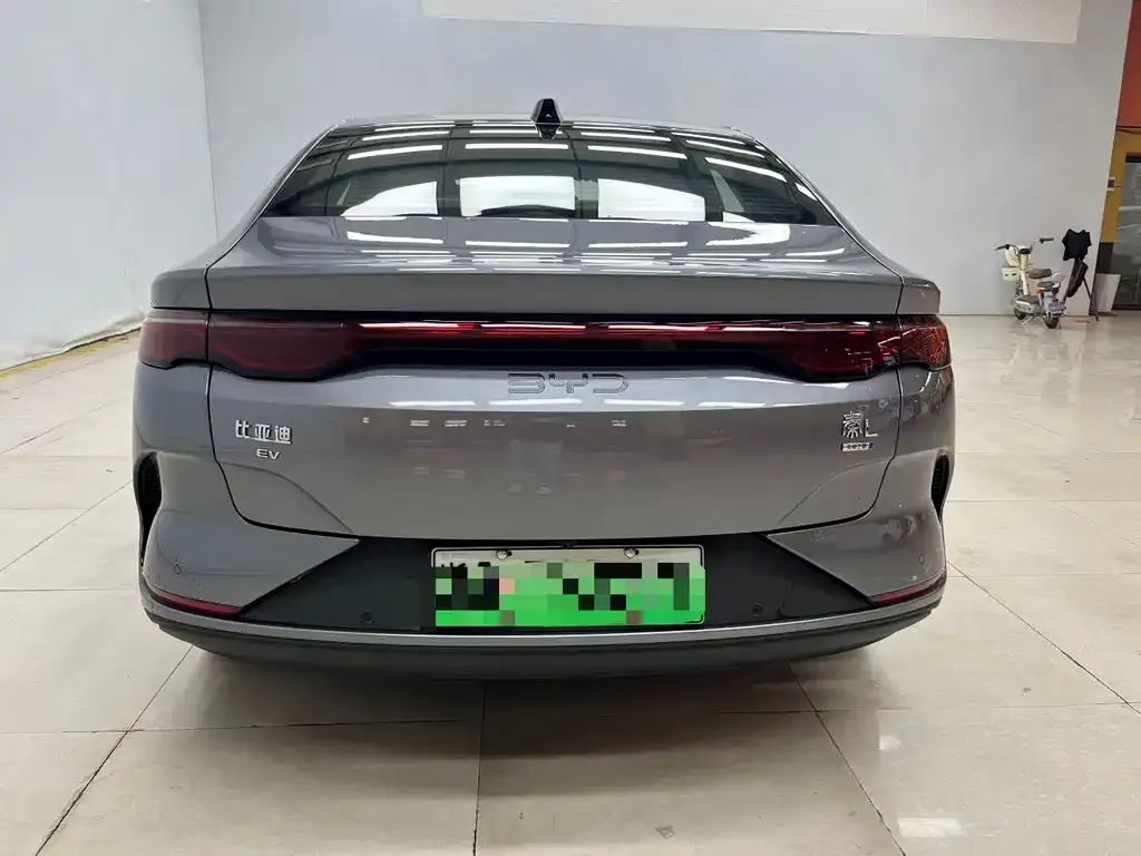 BYD Qin L — фото 4
