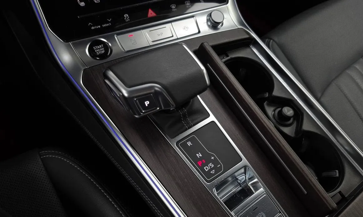 Audi A6 — фото 10