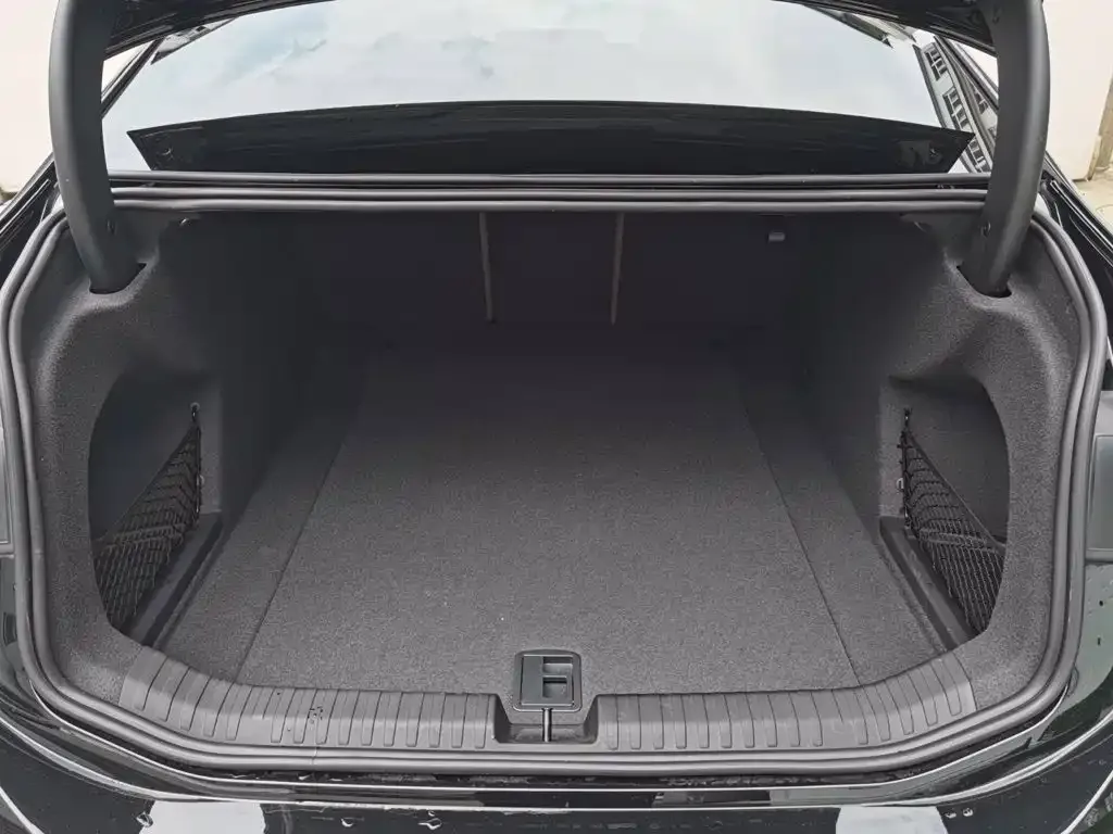 Audi 奥迪A6L e-tron — фото 3